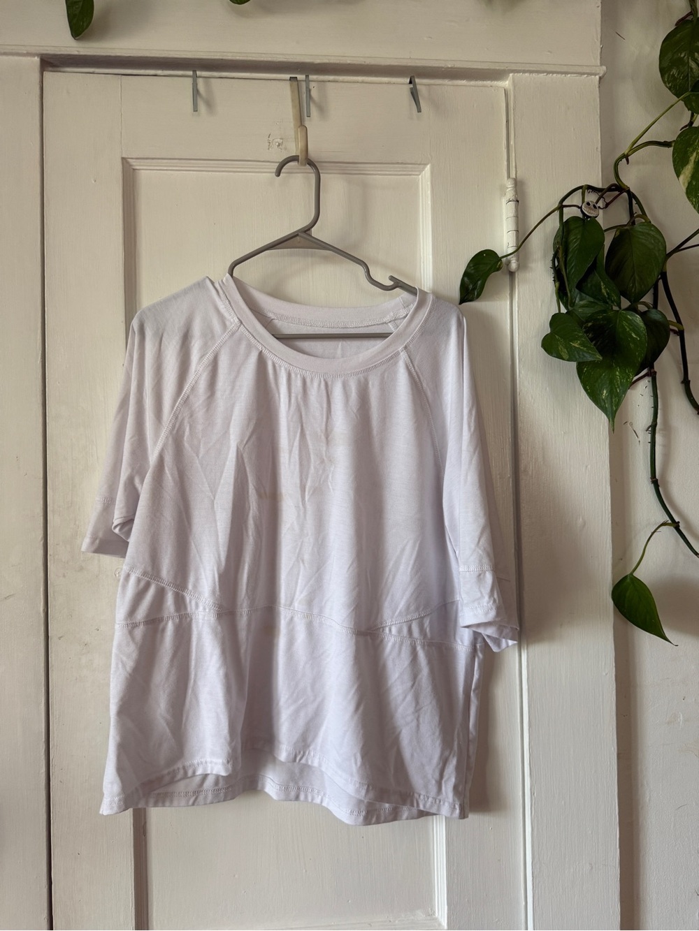 Classic White Women's Relaxed Tee size M